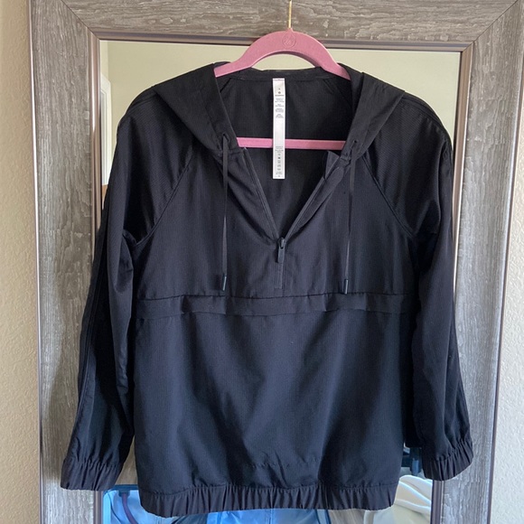 lululemon athletica Jackets & Blazers - NWOT Lululemon Lightweight Half Zip